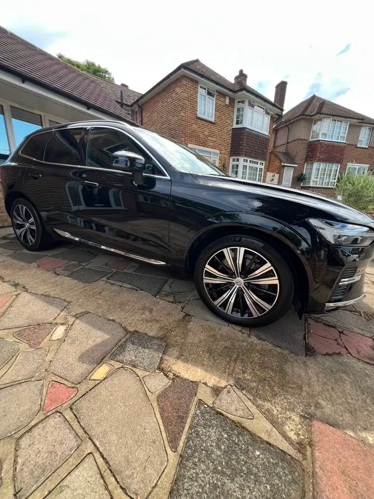 Volvo XC60 on a maintenance wash plan